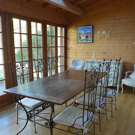 Villa Ref 227 , A Proximite Immediate De La Plage Des Bourdaines , Patio Classee 3 Etoiles , 6 Personnes *